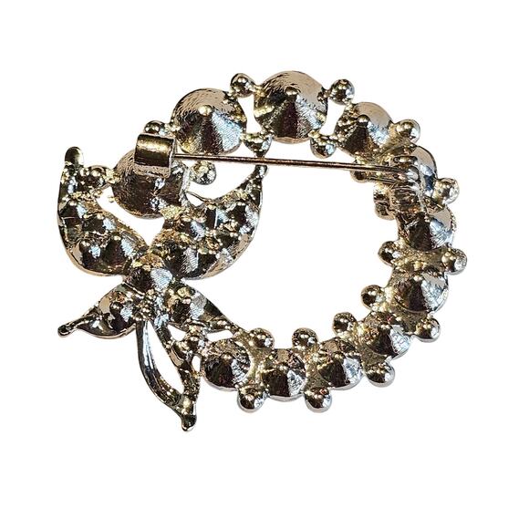 Blue Brooch Pin Faux Pearl Rhinestone Butterfly Silver Tone Wreath with Gift Box - Picture 6 of 8